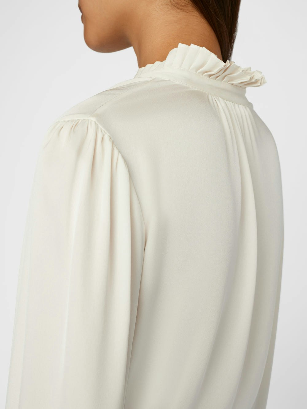 shirt back view alt:size